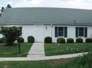 37 Village Green Cir, Southern Pines, NC 28387