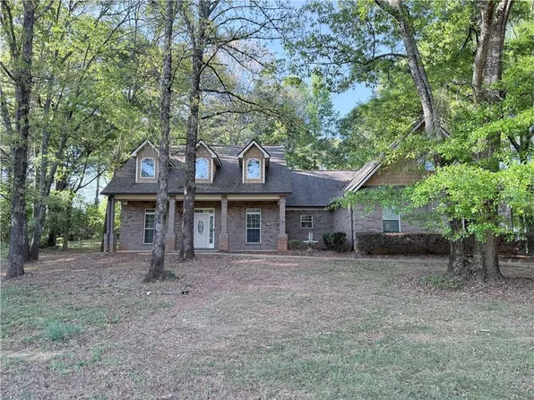 1360 Millers Mill Rd, Stockbridge, GA 30281