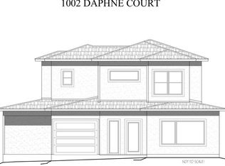 1002 Daphne Ct, Austin, TX 78704