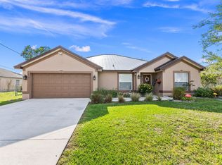 6610 NW Omega Road, Port St Lucie, FL 34983