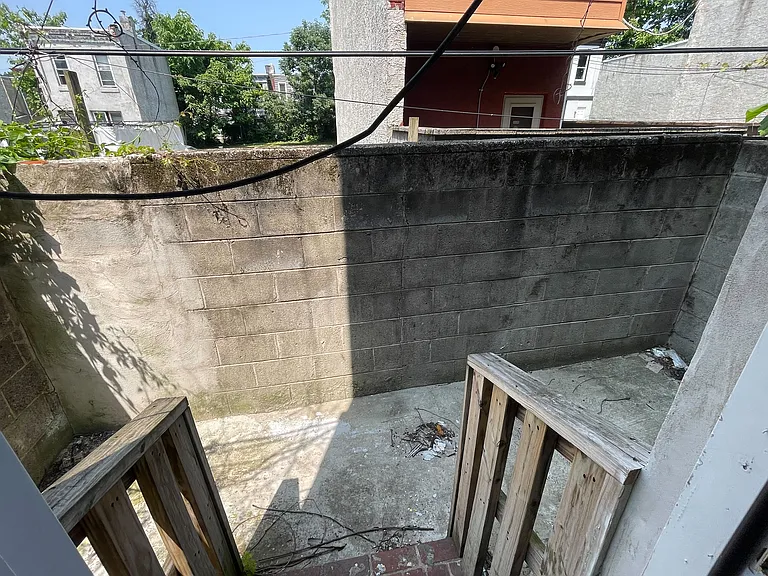 2420 N Garnet St — Photo 10