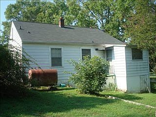 2nd image of 20 Lithia Springs Ave