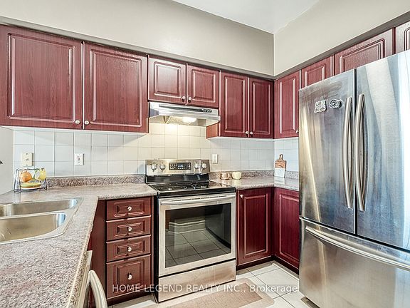 5th image of 28 Loring Doolittle Ct