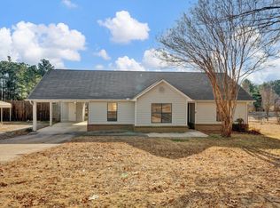 805 Tracy Rd, Millington, TN 38053