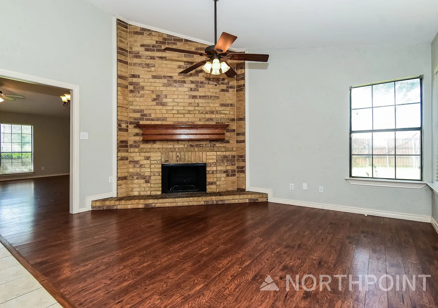 3 BR/2BA | Newly Renovated Single Family Home | Fenced backyard| In Rowlett! — Photo 3