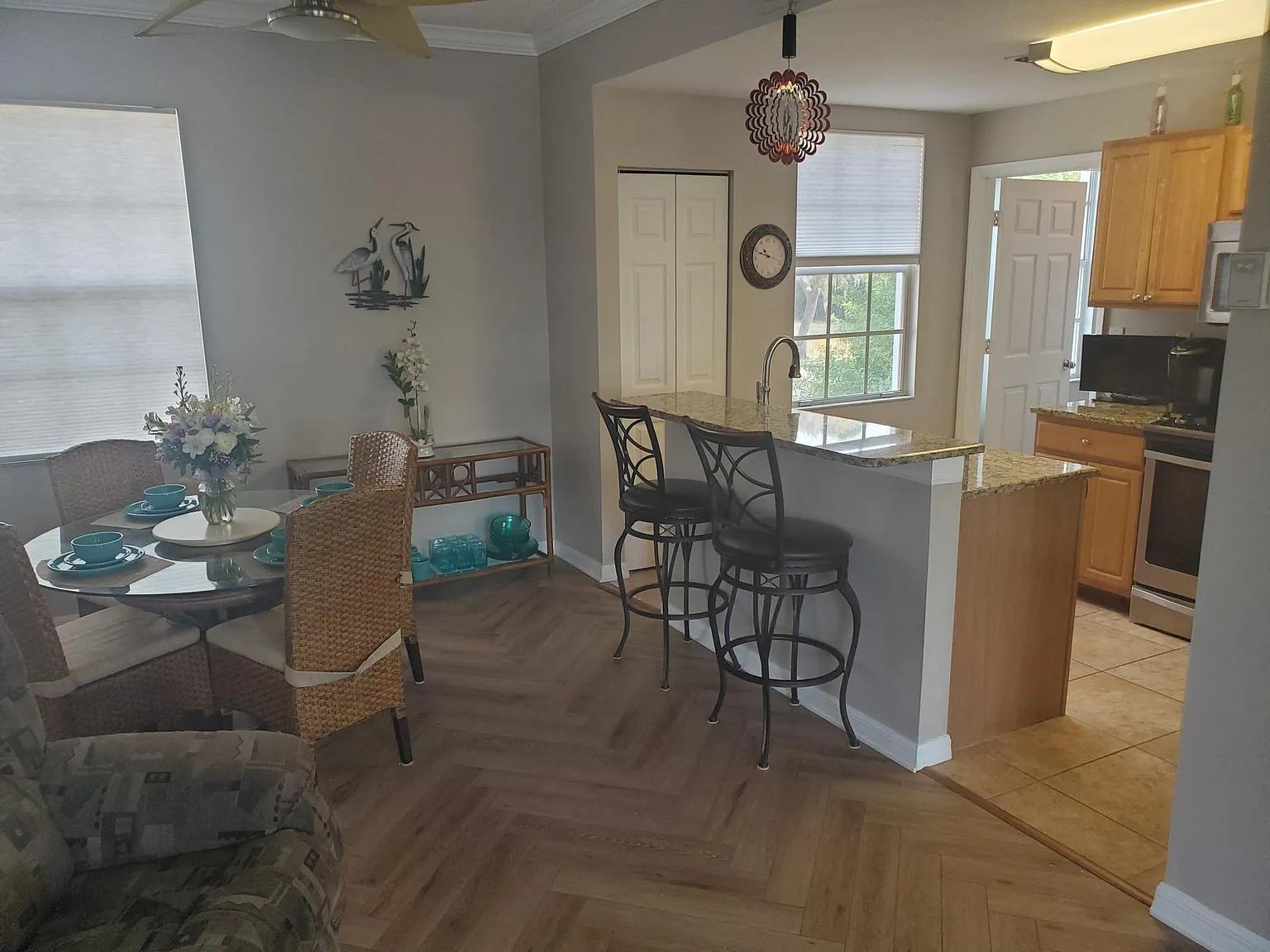 5670 Bentgrass Dr — Photo 2