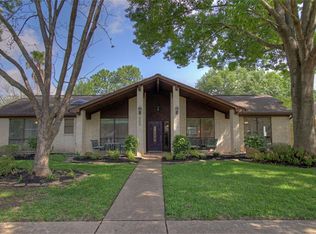 16122 Capri Dr, Jersey Village, TX 77040