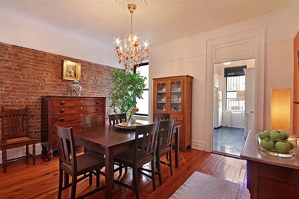Sold by Corcoran | media 14