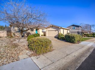 174 Arcadia Dr, Grass Valley, CA 95945