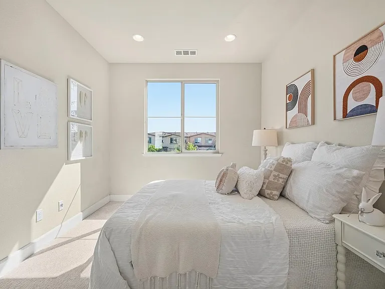 375 Santa Diana Ter — Photo 29