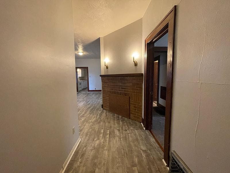 1st image of 2018 9th Ave #1