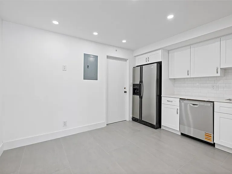 1360 S Ocean Blvd #403 — Photo 25