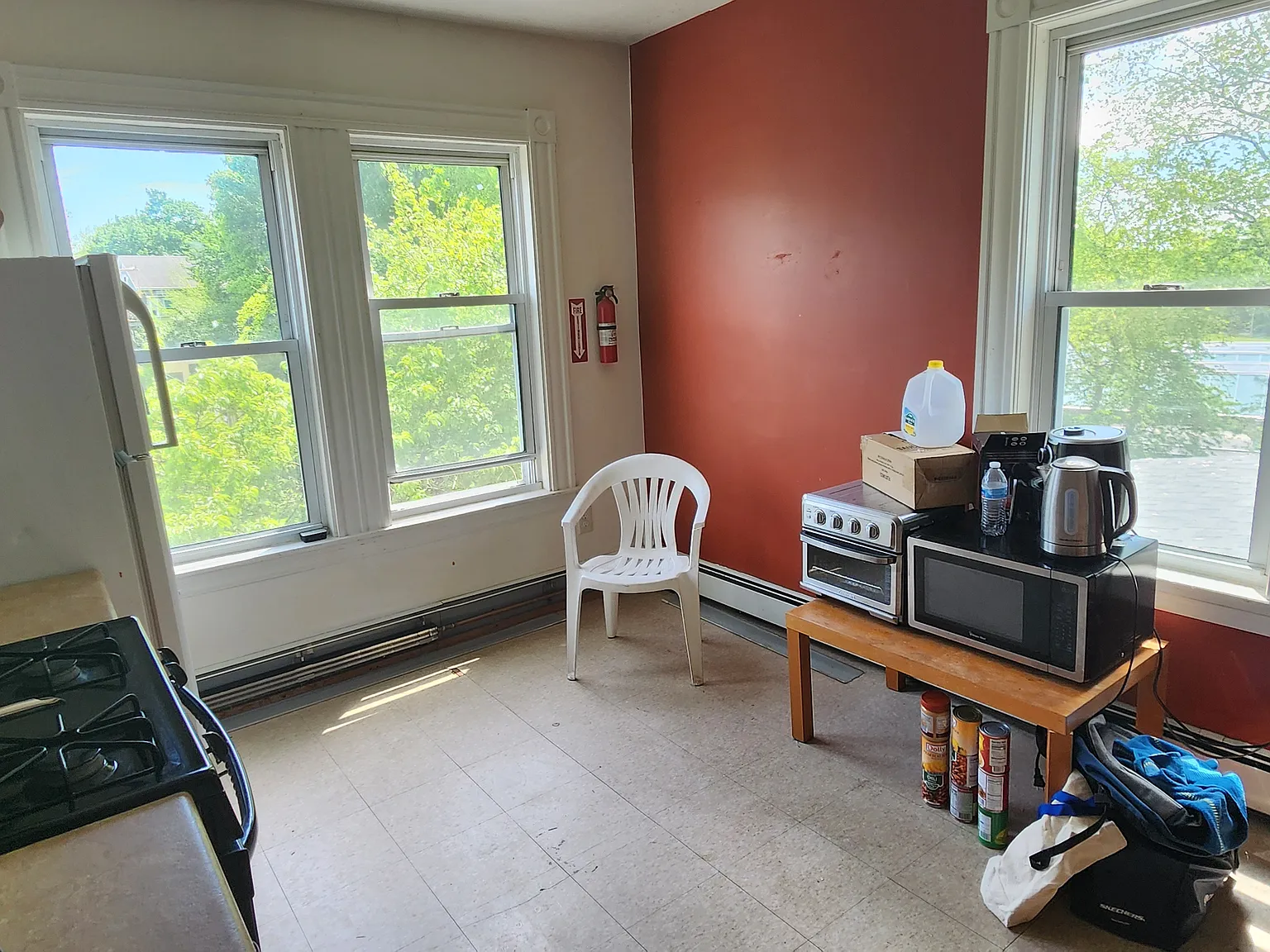 5 bed, 2000 sqft, $825 — Photo 3