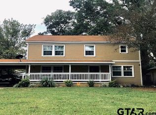 808 E Lamar St, Palestine, TX 75801
