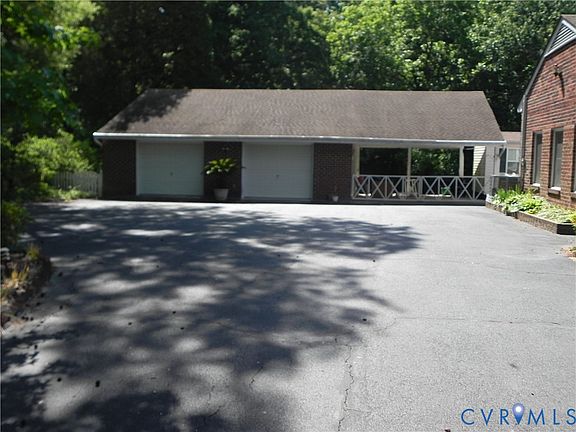 2nd image of 607 Dunkerry Ln