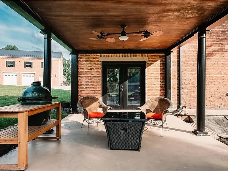2318 Fleming Rd — Photo 23