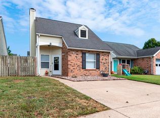 5928 Crossfield Dr, Evansville, IN 47715