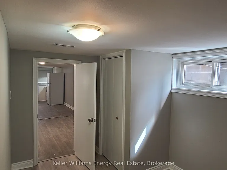 201 Celina St #BASEMENT — Photo 13