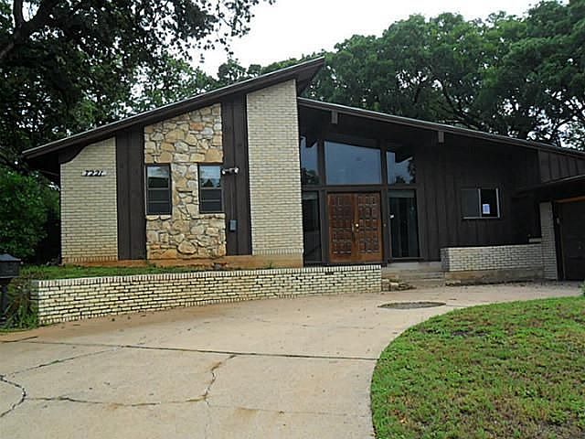 1st image of 7221 Monterrey Dr