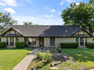 417 Huggins Dr, Springtown, TX 76082