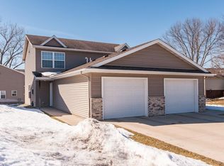 2073 26th Ave NW, Rochester, MN 55901