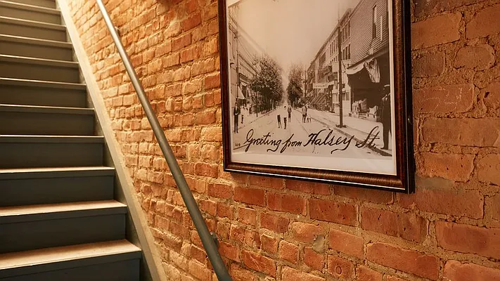 Rented by Nooklyn NYC LLC | media 49