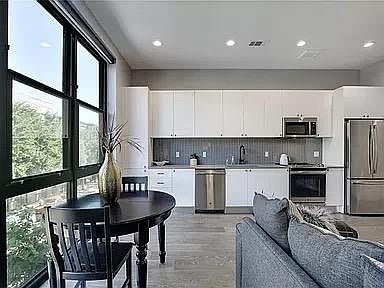 2nd image of 800 Embassy Dr APT 209