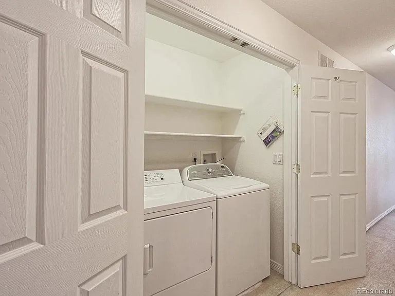 112 S Garfield St — Photo 36