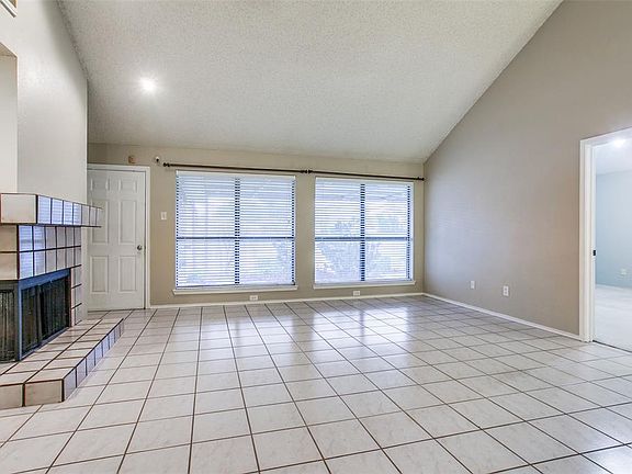 4th image of 3014 Princewood Dr