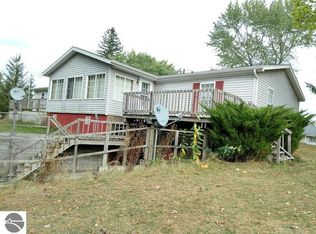 3997 Barbra Dr, Prescott, MI 48756