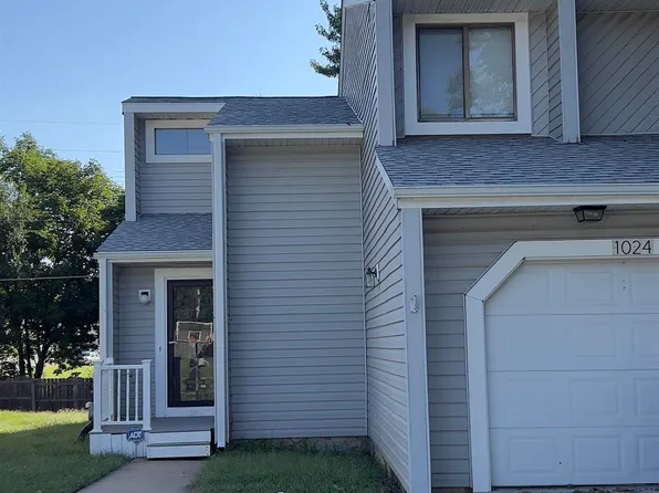 1024 SW Belle Ave, Topeka, KS 66604