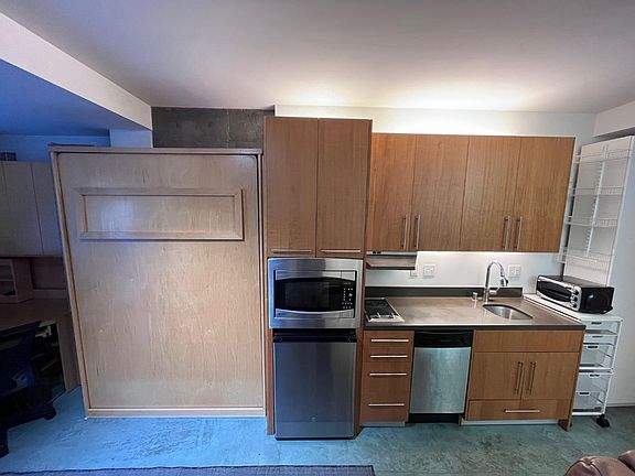 5th image of 766 Harrison St Unit 208