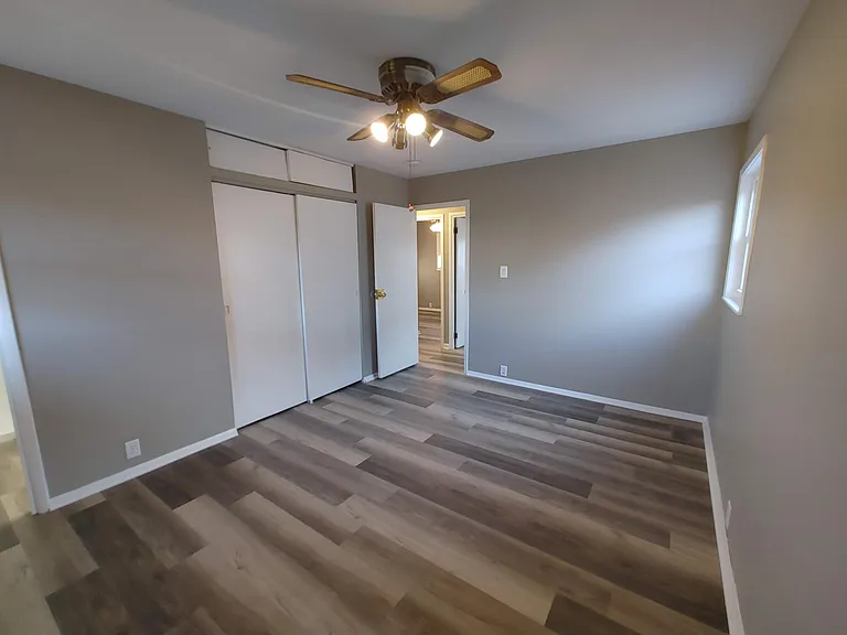 52 Beacon Ave — Photo 17