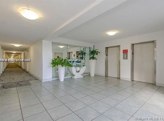 5th image of 17800 Atlantic Blvd APT 612