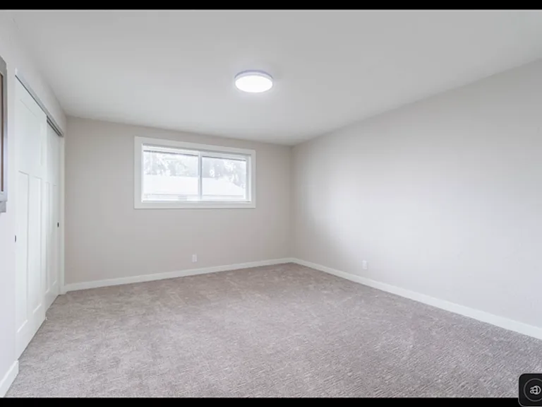 118 S 53rd St #14 — Photo 11
