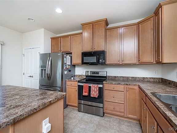 2nd image of 11504 Claimont Mill Dr