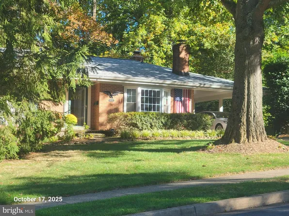 8422 Georgian Way, Annandale, VA 22003