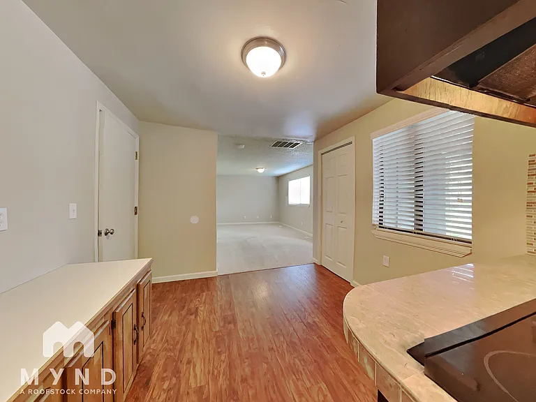 19225 SW Prospect Pl — Photo 10