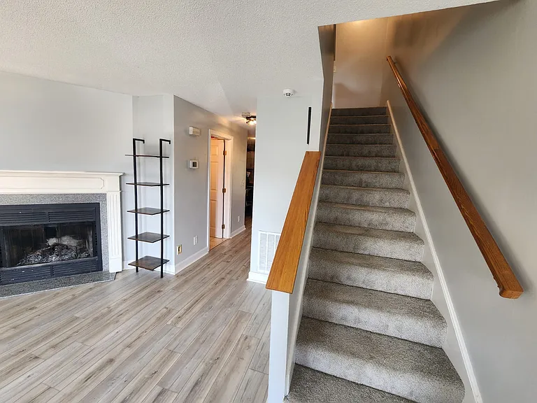 47 Morgan Ave #45 — Photo 6