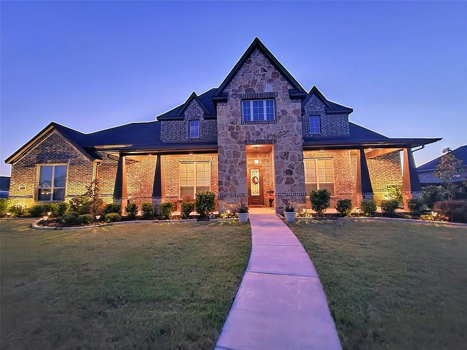 1st image of 125 Diamond Ln