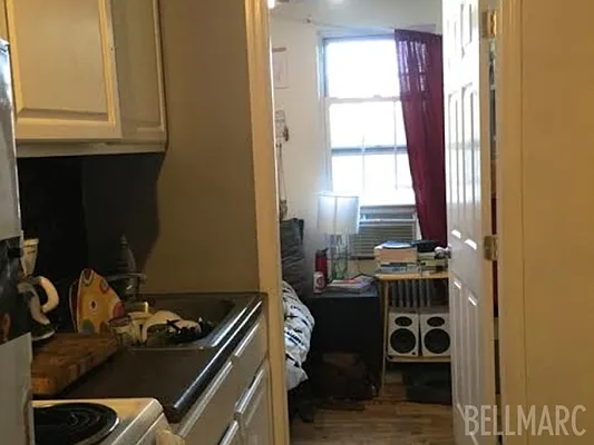 Rented by Bellmarc Realty | media 52