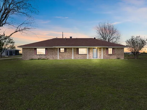 6970 Farm Road 38 N, Brookston, TX 75421