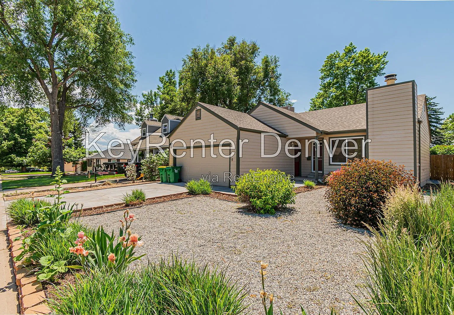 3 bed, 2.0 bath, 2164 sqft, $2,850 — Photo 1