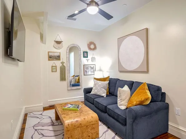 604 Baronne St, New Orleans, LA