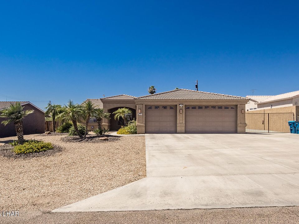 1st image of 3625 El Toro Dr