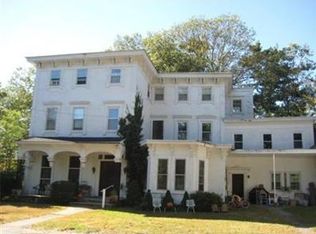 228 Andover St APT 3, Andover, MA 01810