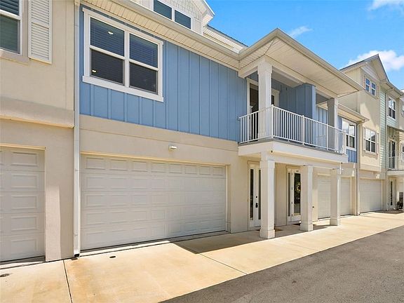 4th image of 809 Oak Bend Ln