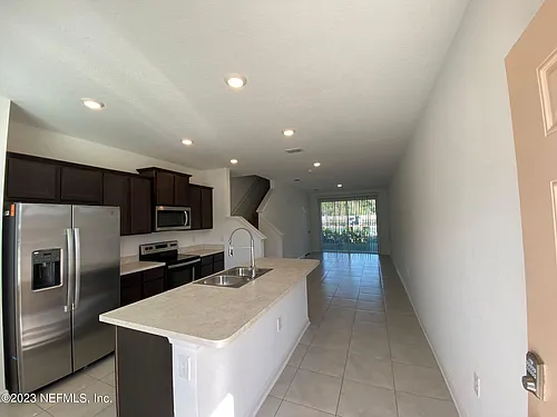 8319 Zenith Cir Photo 1
