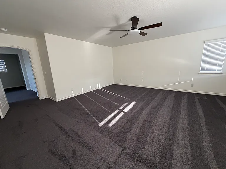31227 E Pointe Ct — Photo 17