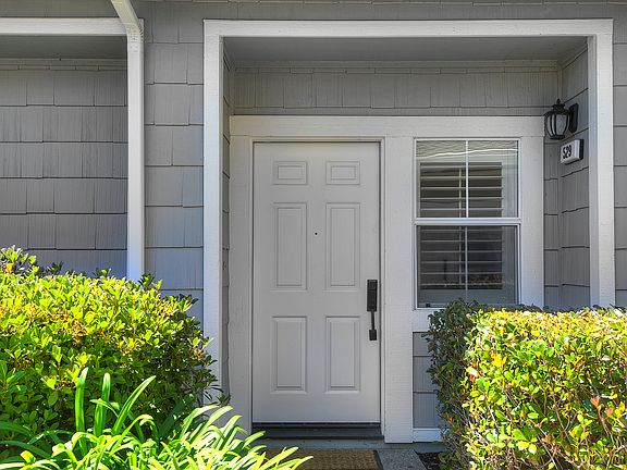 2nd image of 529 Shoal Cir